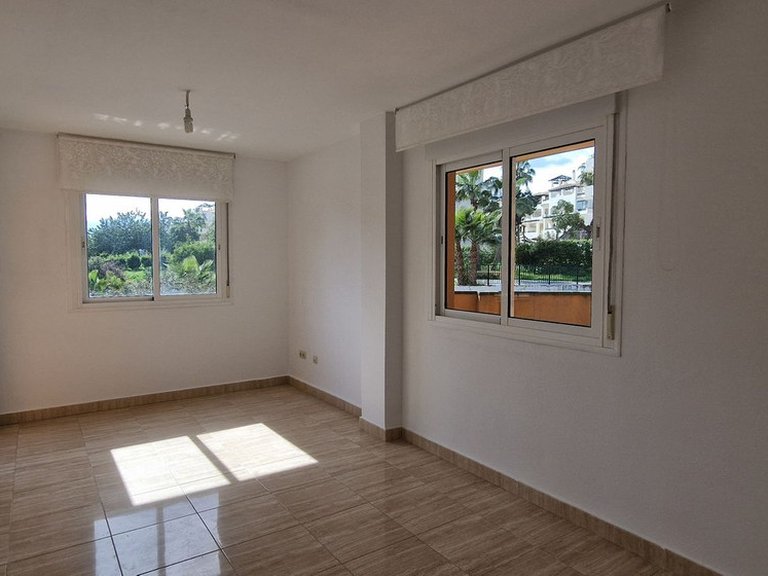 Apartment for Sale in San Luis De Sabinillas, Malaga 20