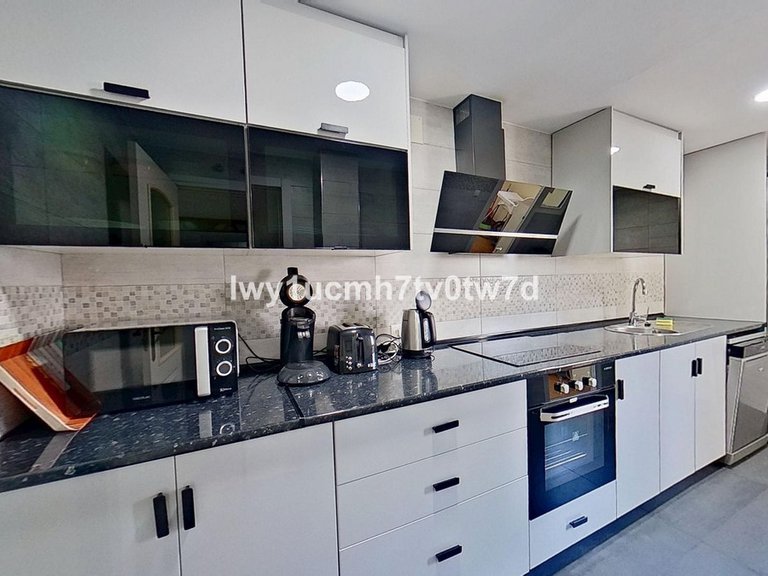 Apartment for Sale in Torrequebrada, Malaga 19