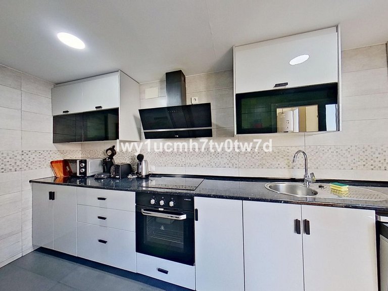 Apartment for Sale in Torrequebrada, Malaga 20