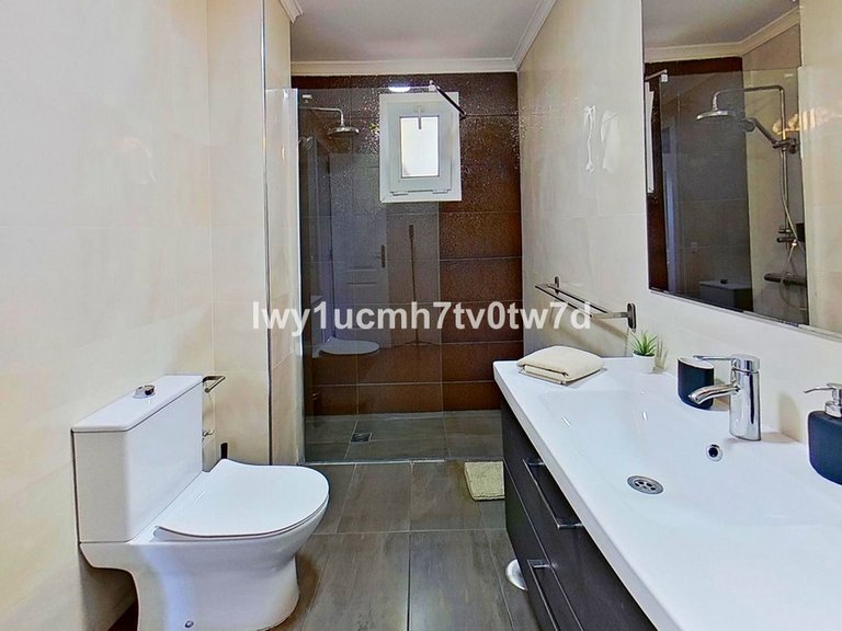 Apartment for Sale in Torrequebrada, Malaga 31