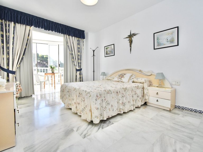 Apartment for Sale in Fuengirola, Malaga 22