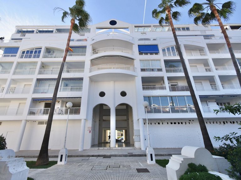 Apartment for Sale in Fuengirola, Malaga 26