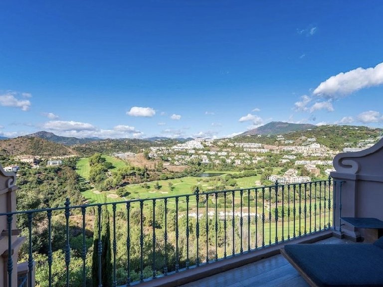 Villa for Sale in Benahavís, Malaga 22