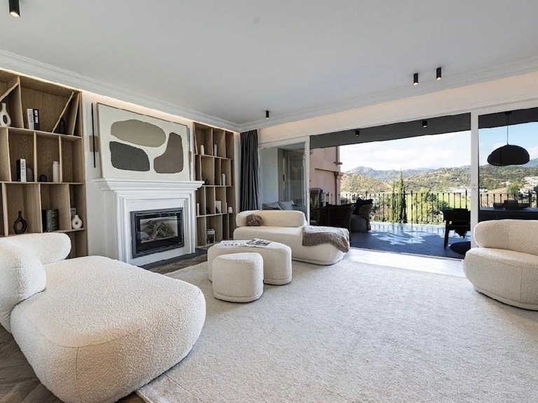 Villa for Sale in Benahavís, Malaga 3