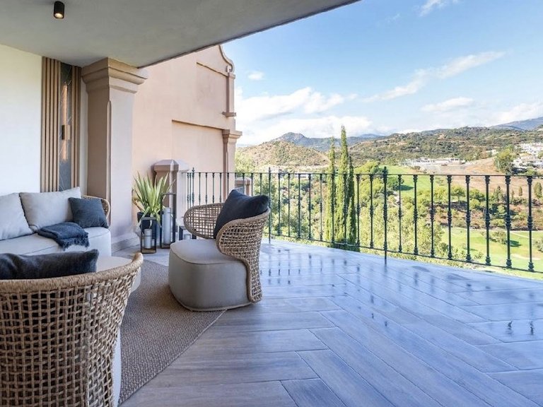 Villa for Sale in Benahavís, Malaga 40