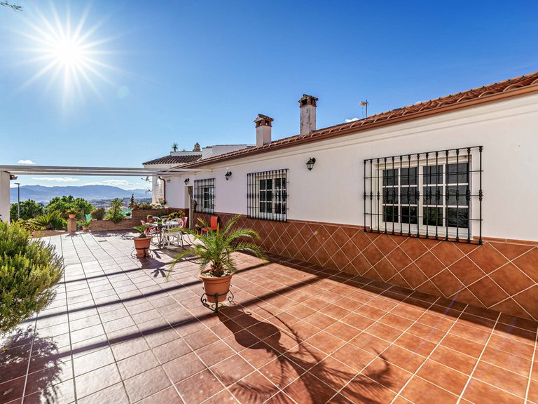 Villa for Sale in Ciudad Jardín, Malaga 1