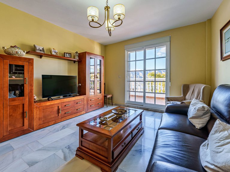 Villa for Sale in Ciudad Jardín, Malaga 11
