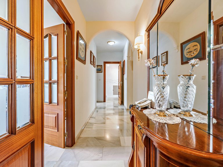 Villa for Sale in Ciudad Jardín, Malaga 17