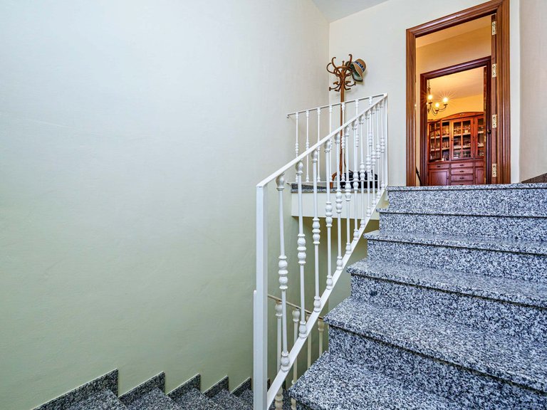 Villa for Sale in Ciudad Jardín, Malaga 29
