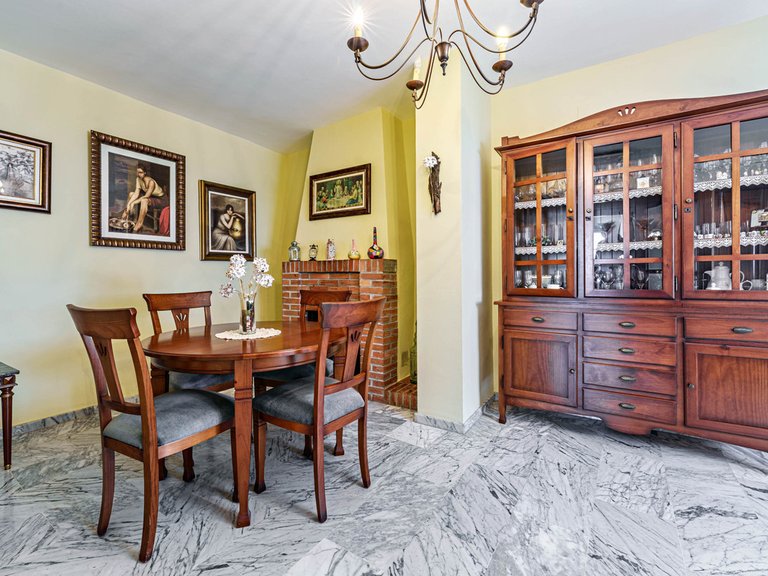 Villa for Sale in Ciudad Jardín, Malaga 5