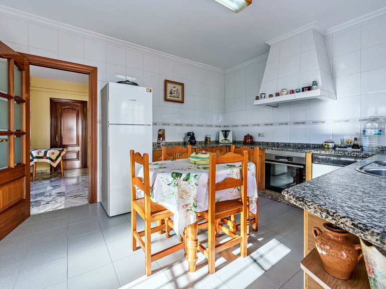 Villa for Sale in Ciudad Jardín, Malaga 9