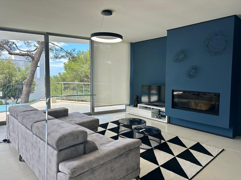 Villa for Sale in The Golden Mile, Malaga 13