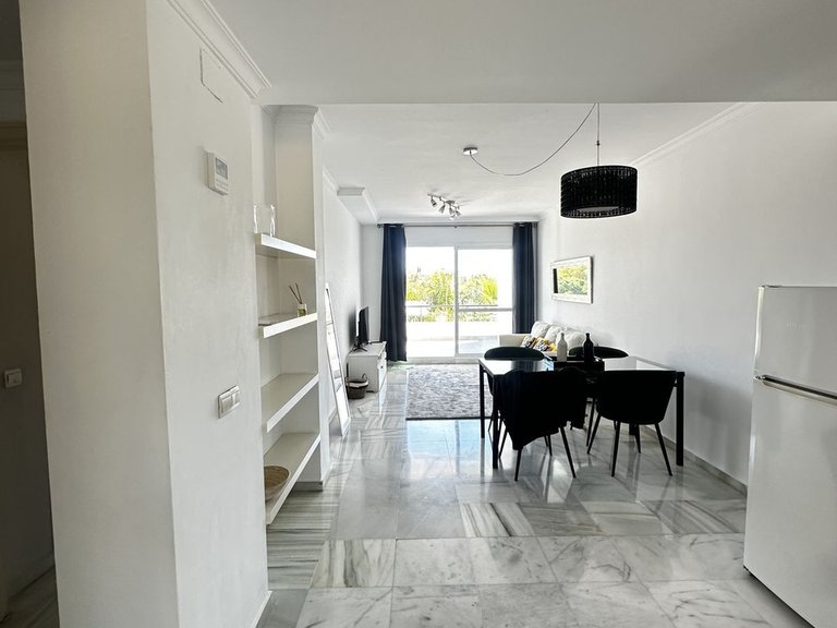 Apartment for Sale in Nueva Andalucía, Malaga 15