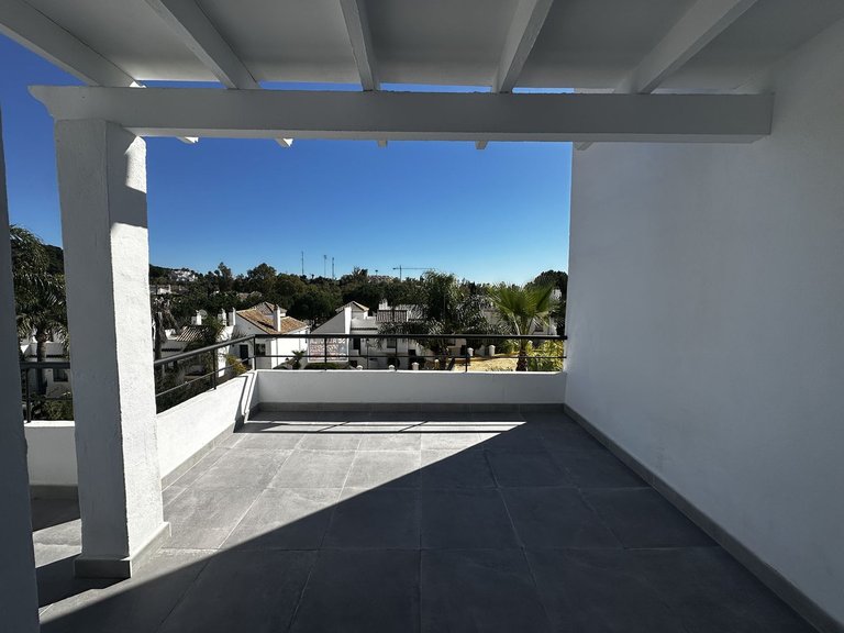 Apartment for Sale in Nueva Andalucía, Malaga 3