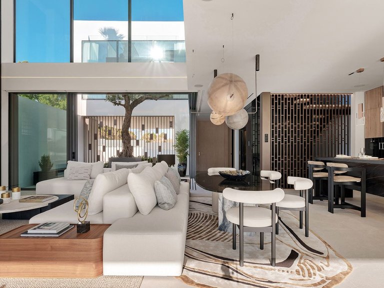 Villa for Sale in Marbella, Malaga 10