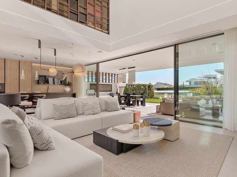 Villa for Sale in Marbella, Malaga 11