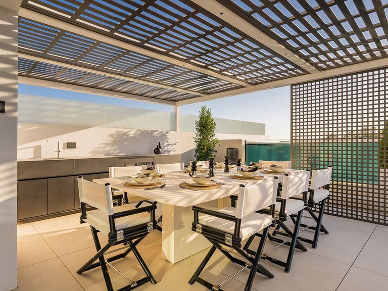Villa for Sale in Marbella, Malaga 25