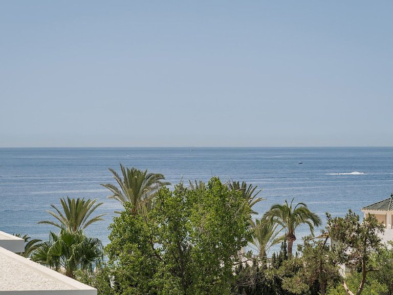 Villa for Sale in Marbella, Malaga 29