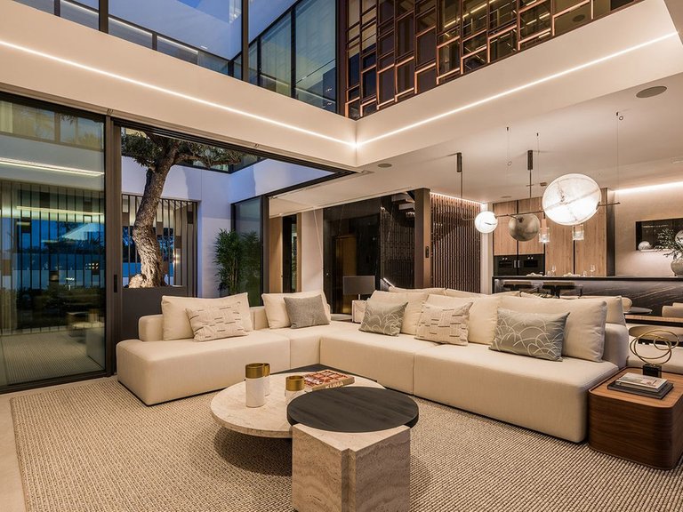 Villa for Sale in Marbella, Malaga 34