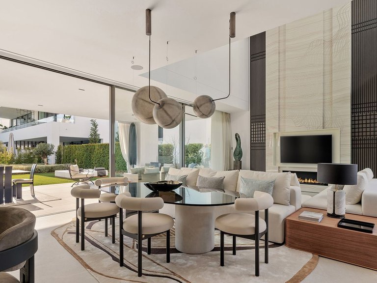 Villa for Sale in Marbella, Malaga 6