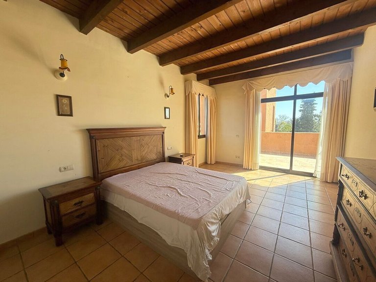 Apartment for Sale in Estepona, Malaga 9