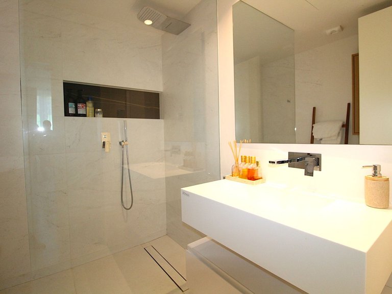 Apartment for Sale in Marbella, Malaga 33