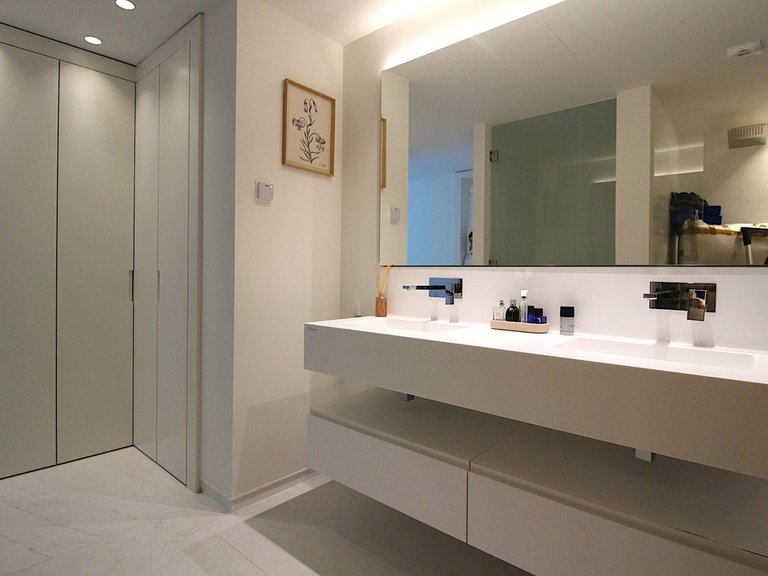 Apartment for Sale in Marbella, Malaga 37