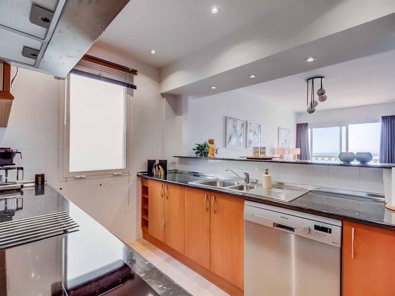 Apartment for Sale in Benalmadena, Malaga 17