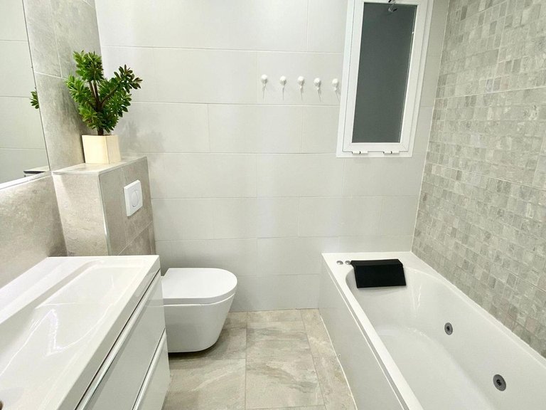 Apartment for Sale in Marbella, Malaga 23
