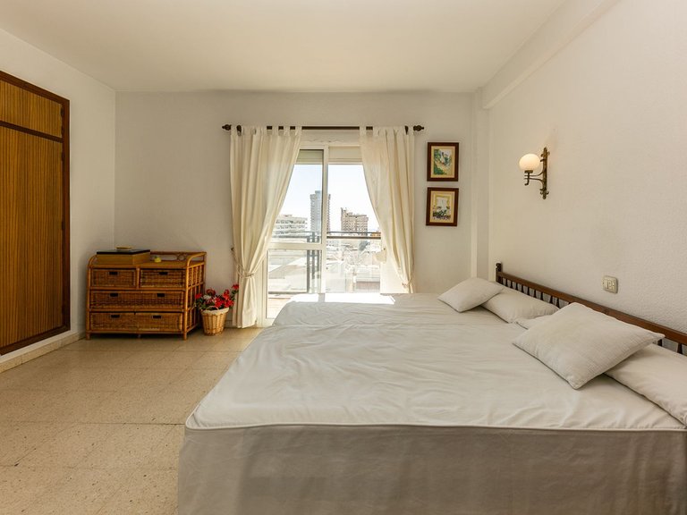 Apartment for Sale in Fuengirola, Malaga 18