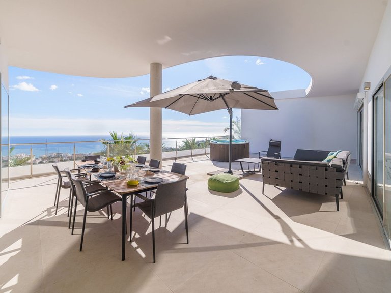 Apartment for Sale in Higueron, Malaga 1