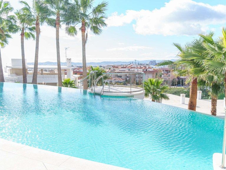 Apartment for Sale in Higueron, Malaga 53