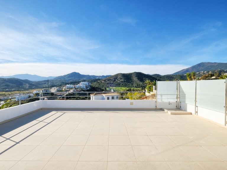 Villa for Sale in Benahavís, Malaga 33