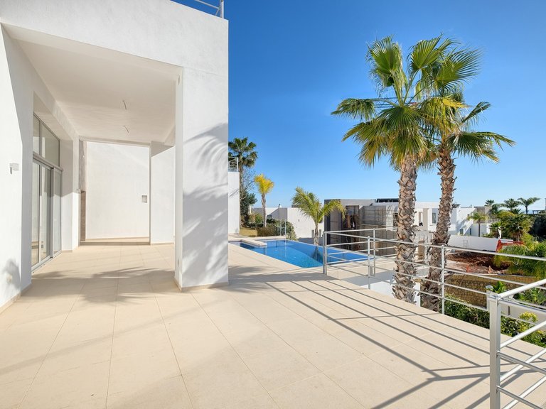 Villa for Sale in Benahavís, Malaga 5