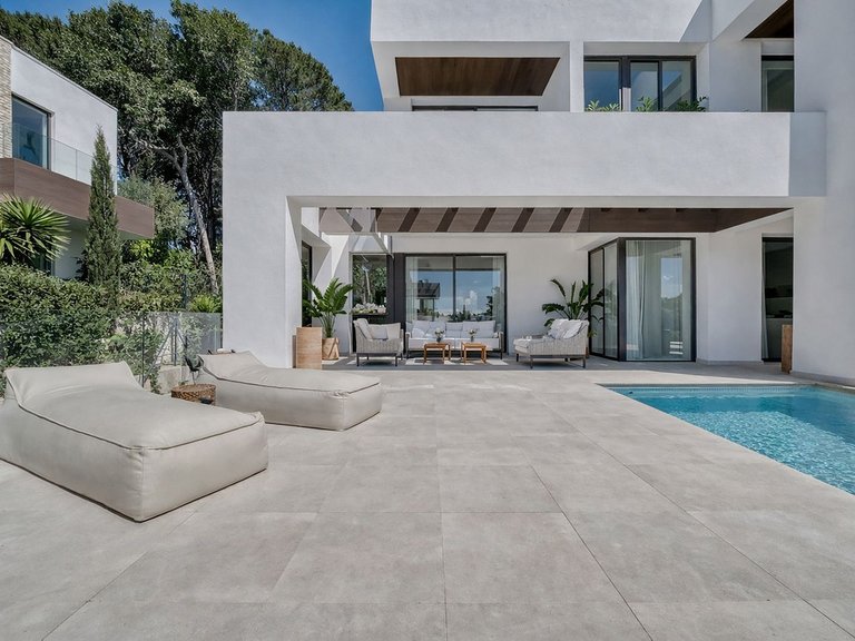 Villa for Sale in Marbella, Malaga 18