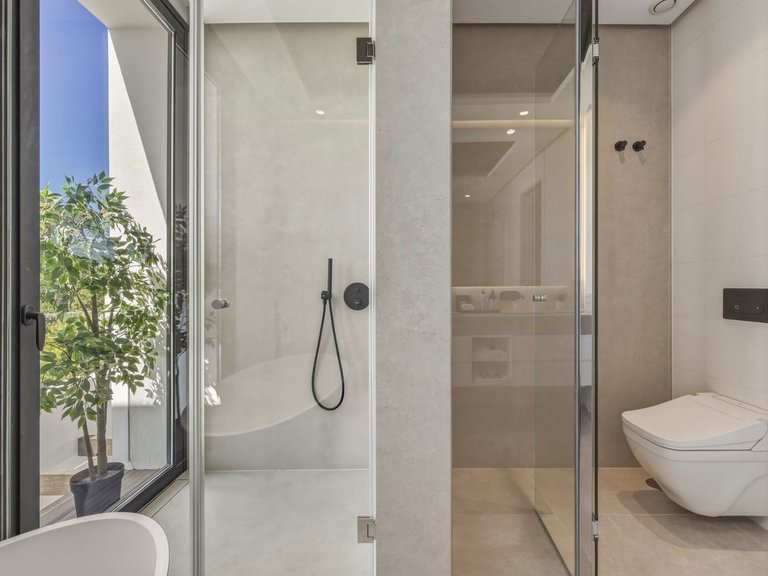 Villa for Sale in Marbella, Malaga 26