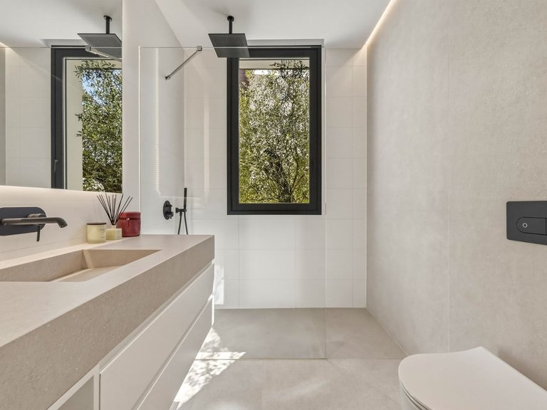 Villa for Sale in Marbella, Malaga 35