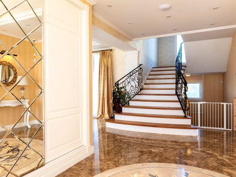 Villa for Sale in El Rosario, Malaga 16