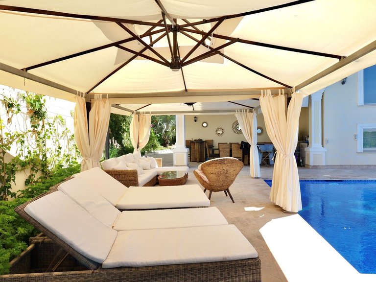 Villa for Sale in El Rosario, Malaga 47
