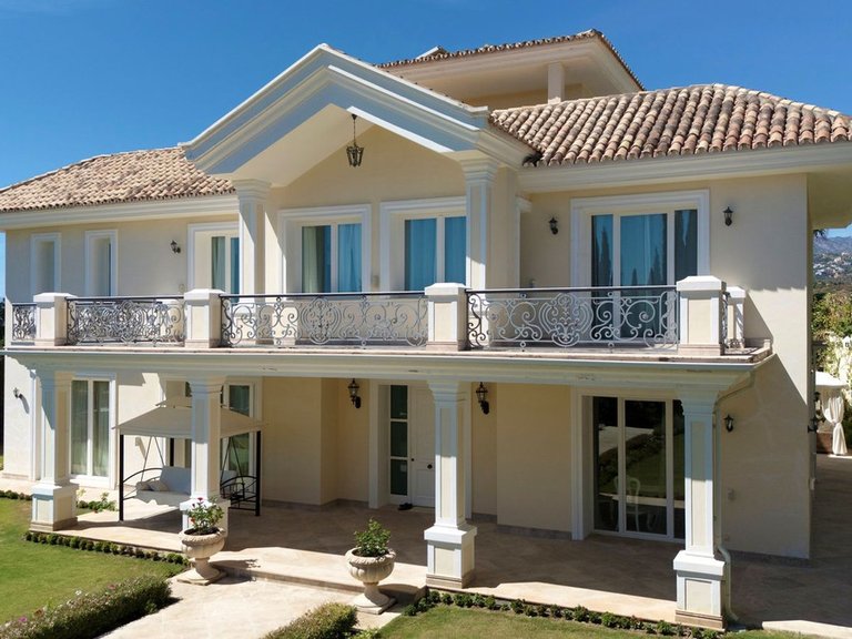 Villa for Sale in El Rosario, Malaga 53