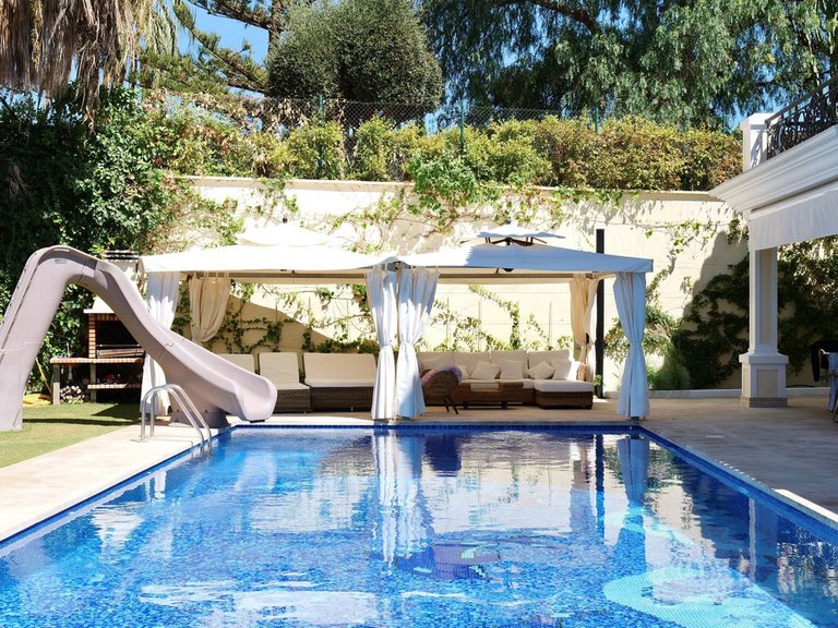 Villa for Sale in El Rosario, Malaga 6