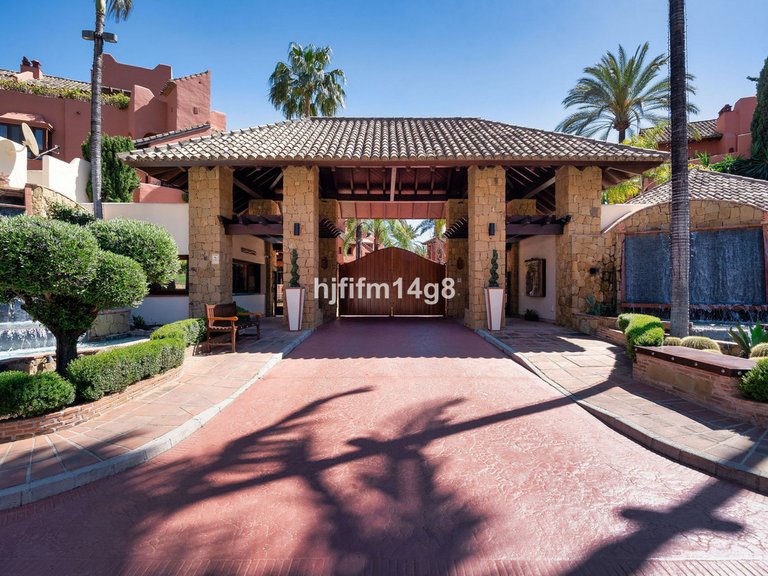 Apartment for Sale in Estepona, Malaga 43