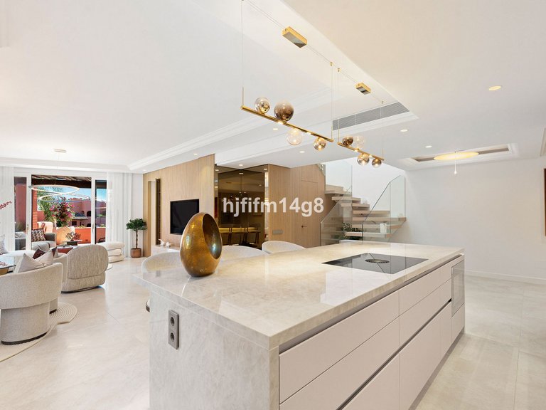 Apartment for Sale in Estepona, Malaga 6