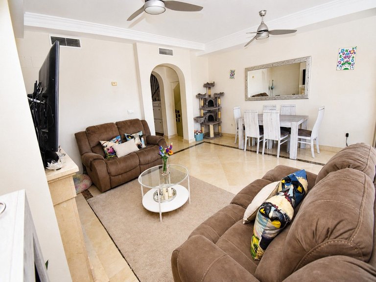Villa for Sale in La Duquesa, Malaga 3