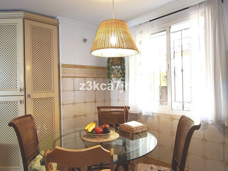 Villa for Sale in Estepona, Malaga 10
