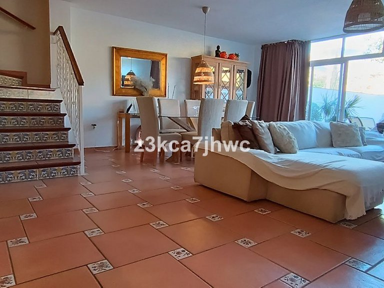 Villa for Sale in Estepona, Malaga 14