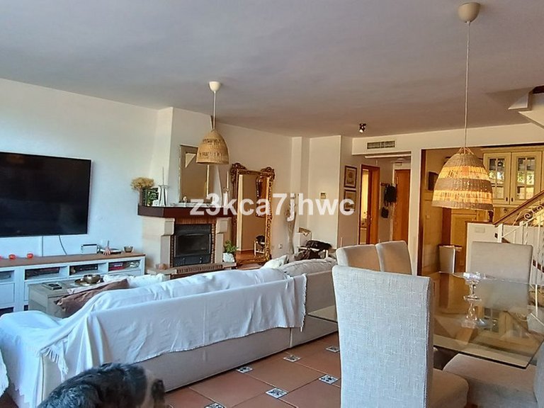 Villa for Sale in Estepona, Malaga 19