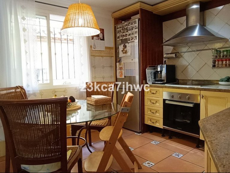 Villa for Sale in Estepona, Malaga 3
