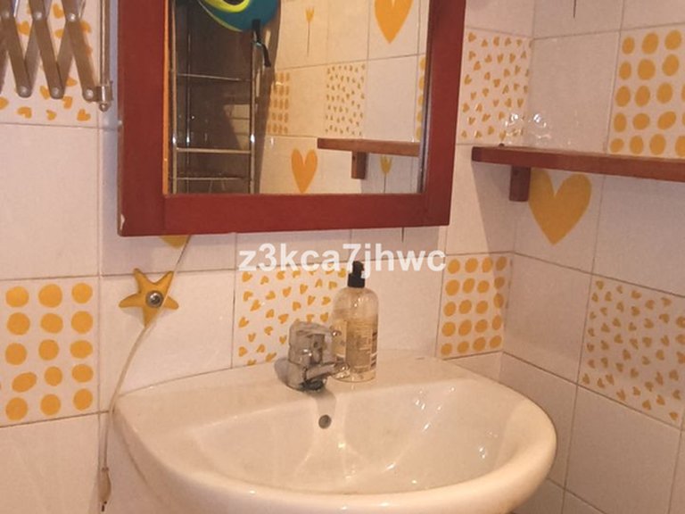 Villa for Sale in Estepona, Malaga 42