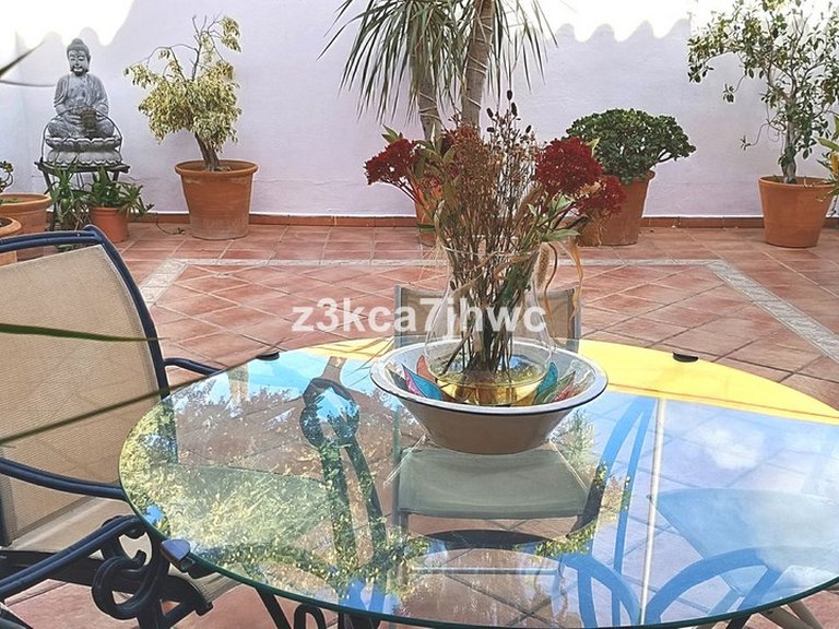 Villa for Sale in Estepona, Malaga 9